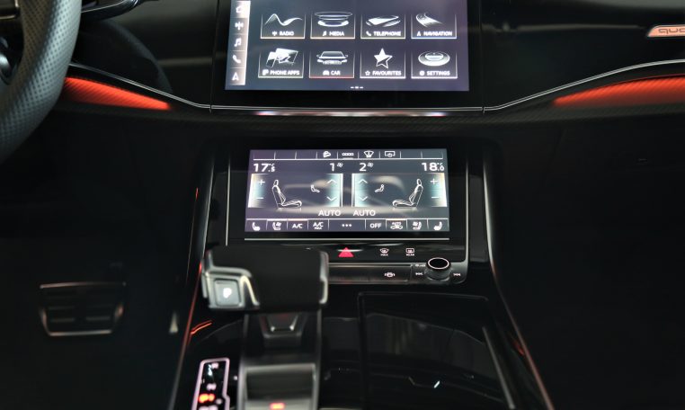 2021 AUDI Q8 RS