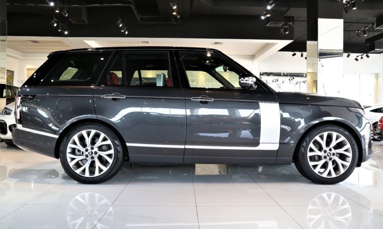 2020 RANGE ROVER VOGUE SE P525