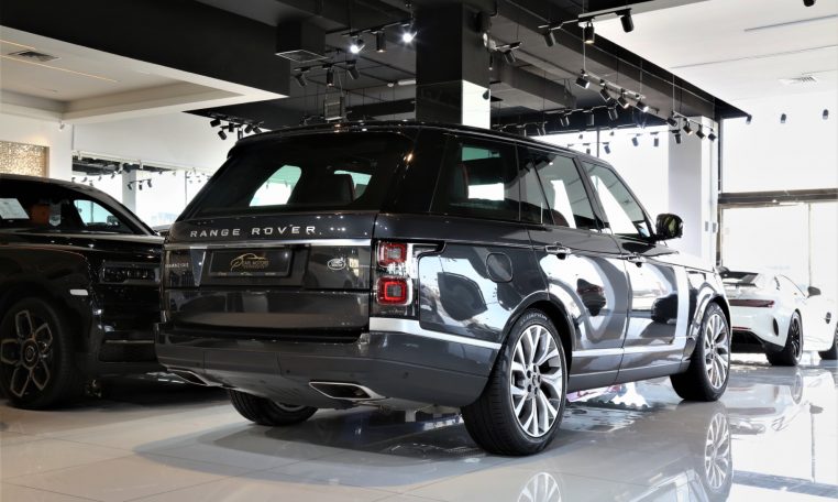 2020 RANGE ROVER VOGUE SE P525